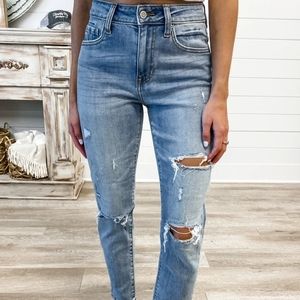 NWT Eunina High waisted cropped Mom Jeans